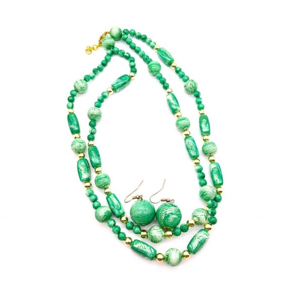 Chic Vintage Beaded Parure, Green and White Swirl Lucite for a Marbled Look, Dou - Picture 2 of 3